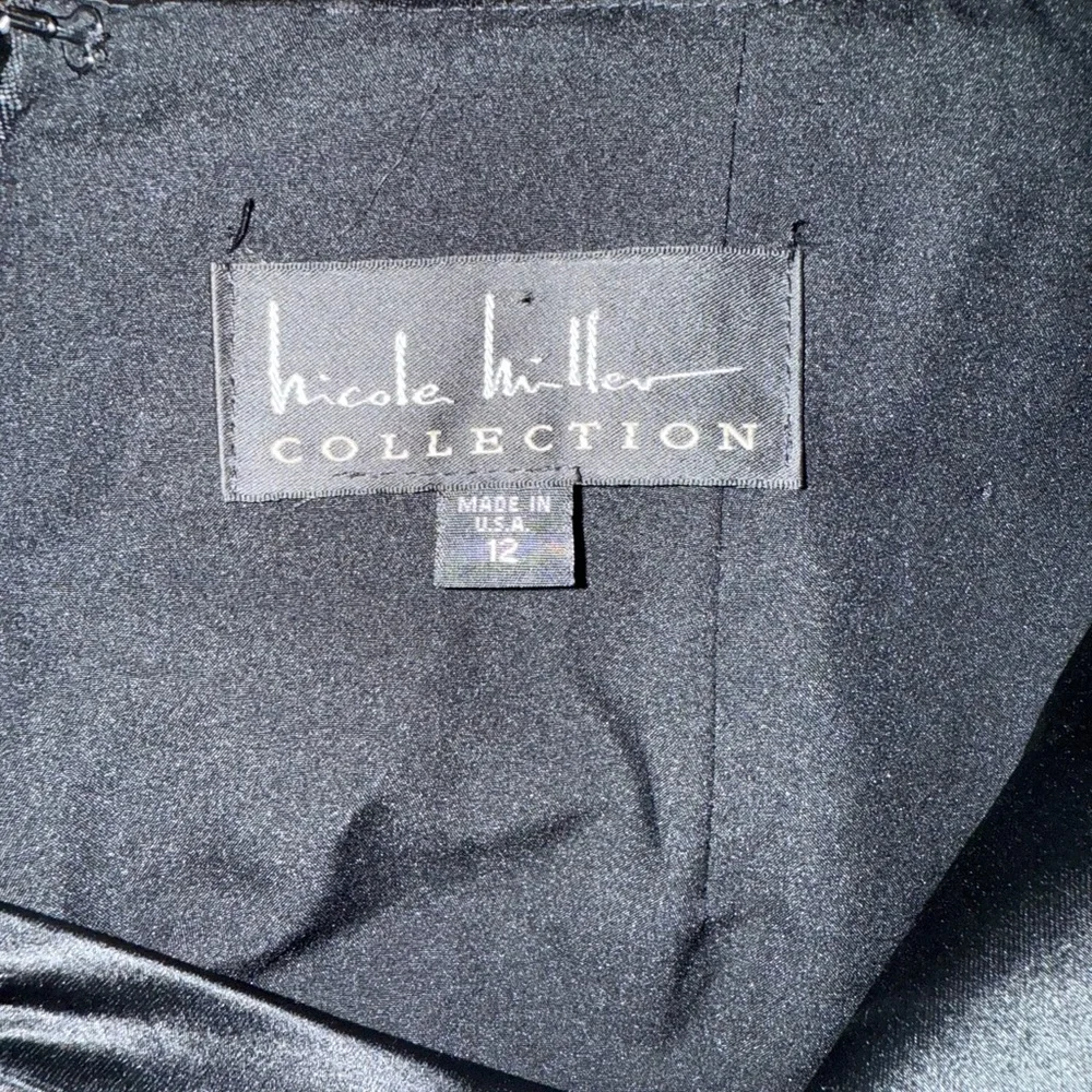 Nicole Miller Trendy Black Satin Skirt - Picture 3 of 5